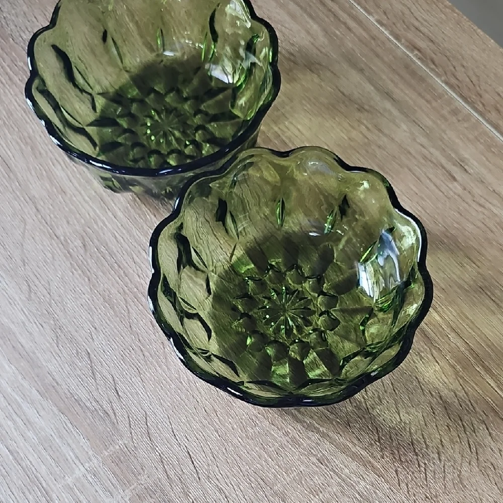 Pair Of Elegant Green Glass Bowls with Scalloped Design 6inch Diameter